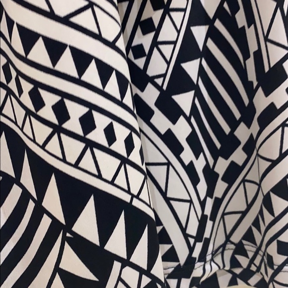 Dress - Picture 5 of 5